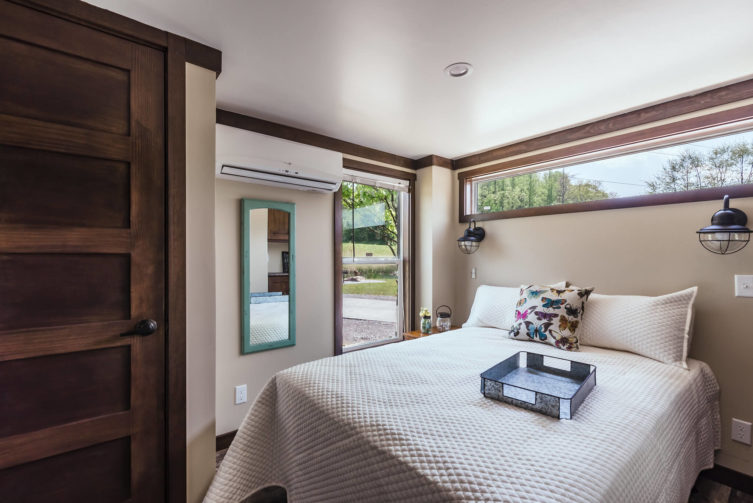 bedroom in tiny home at Waterside at Blue Ridge